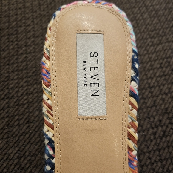 Steven Multicolor Woven Slide Sandals - Picture 3 of 9